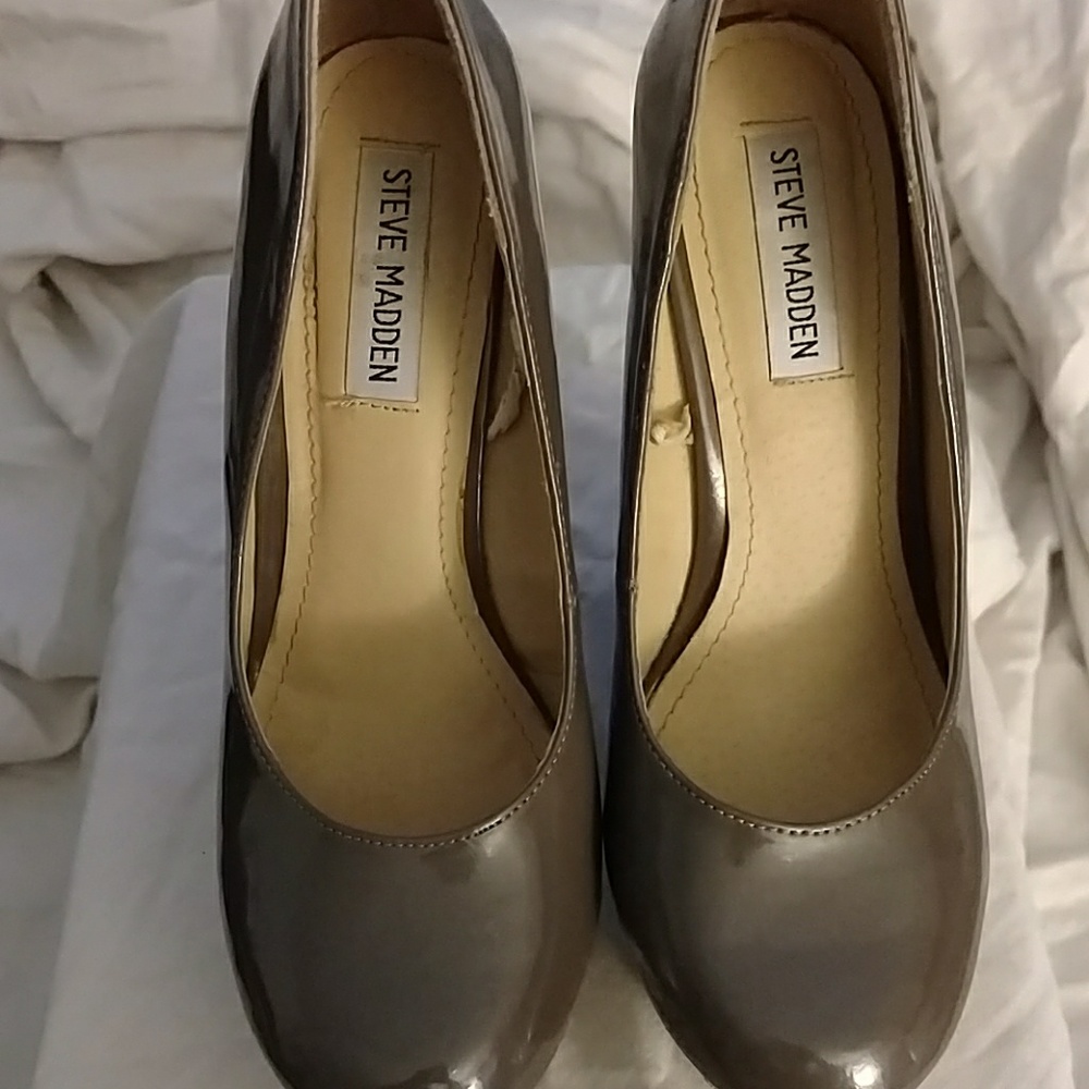 Steven Madden platform Wedges size 7